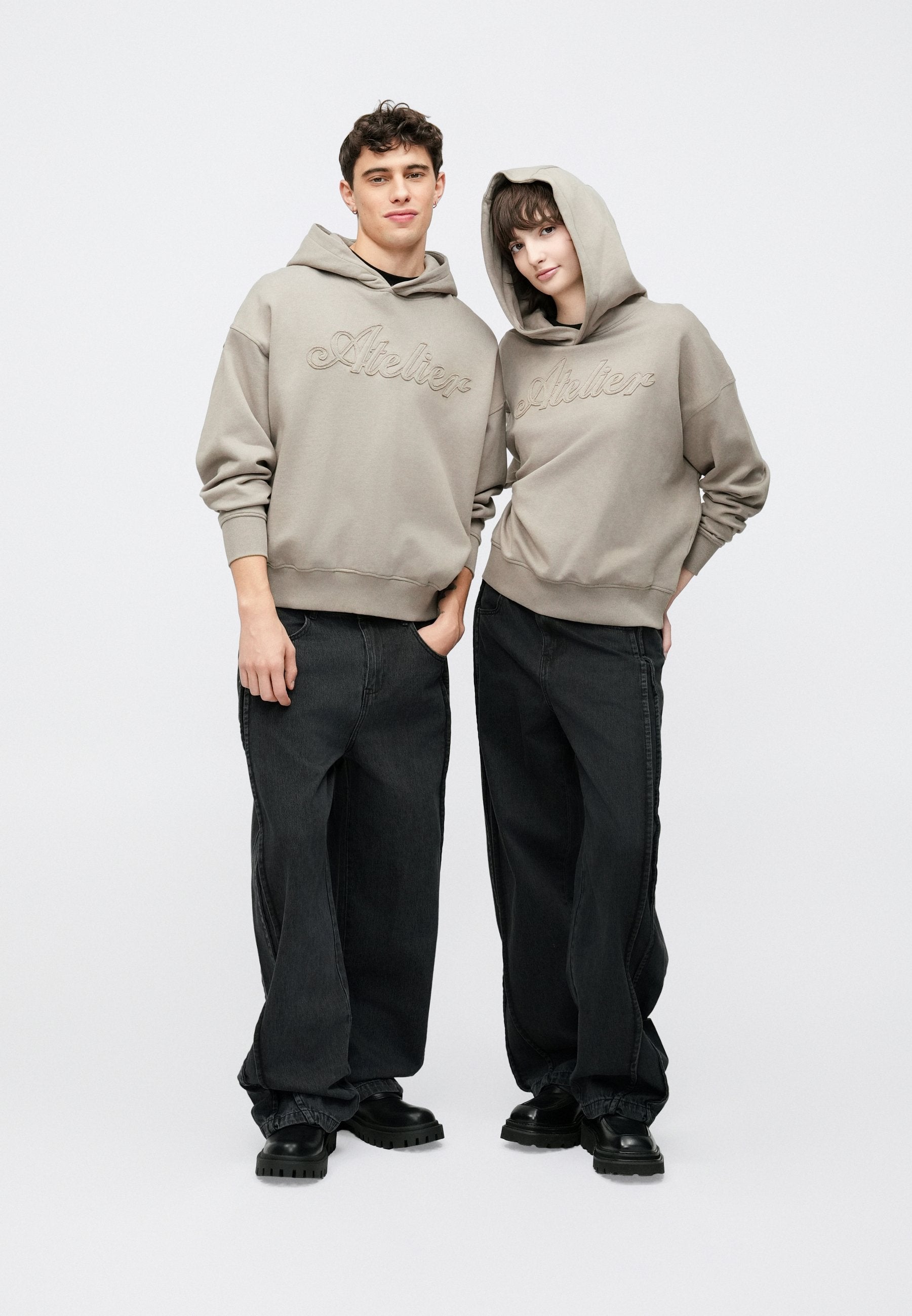 YOURTURN UNISEX RELAXED FIT HOODIE