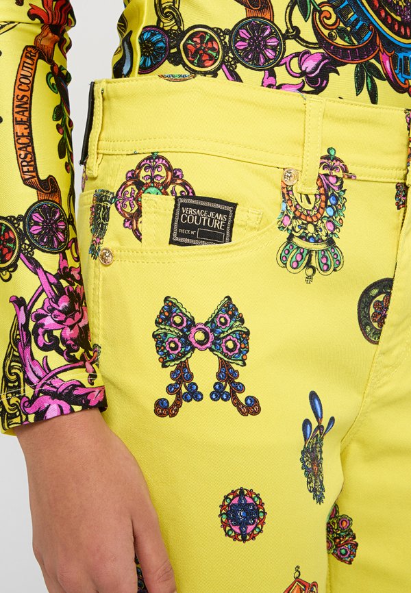 Versace Jeans Couture