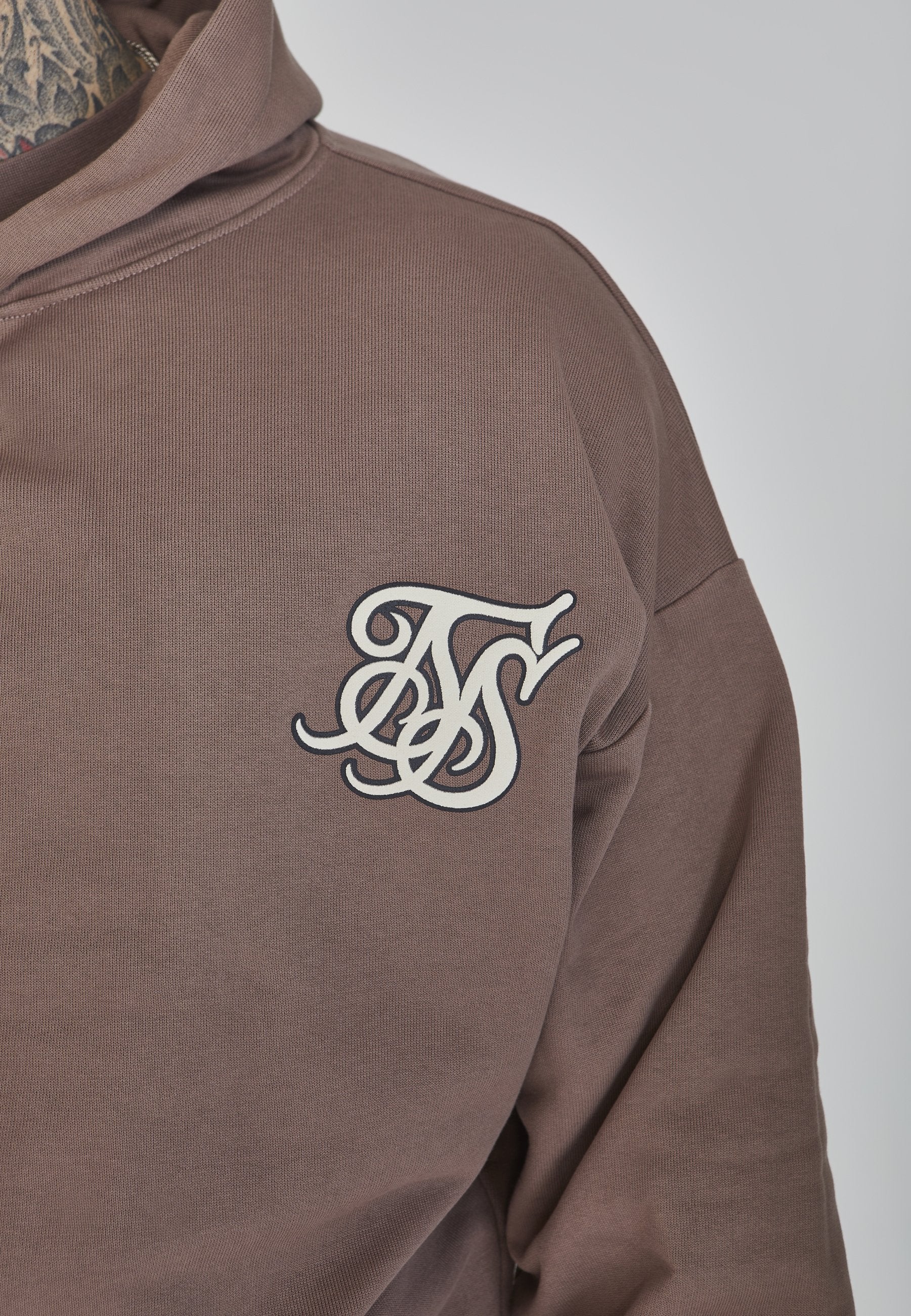 SIKSILK LOGO OVERHEAD