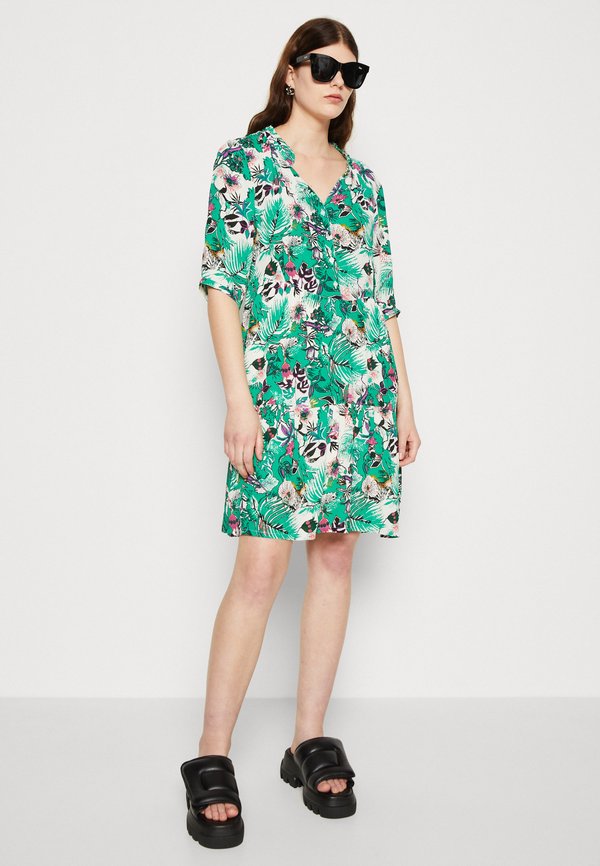 IKKS ROBE