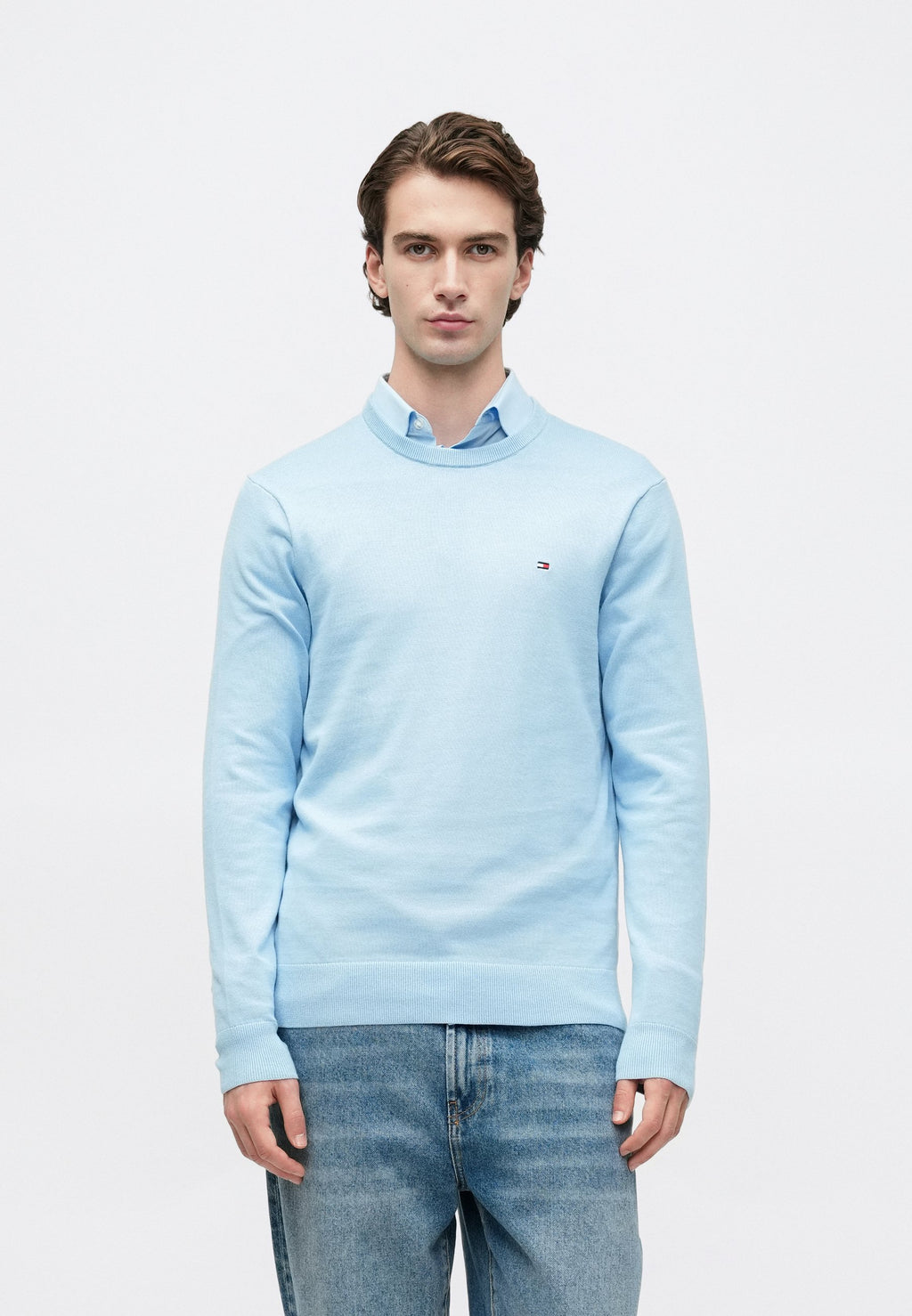 CREW NECK  Media 3