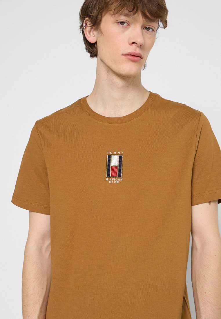 Tommy Hilfiger T-Shirt basic Media 4