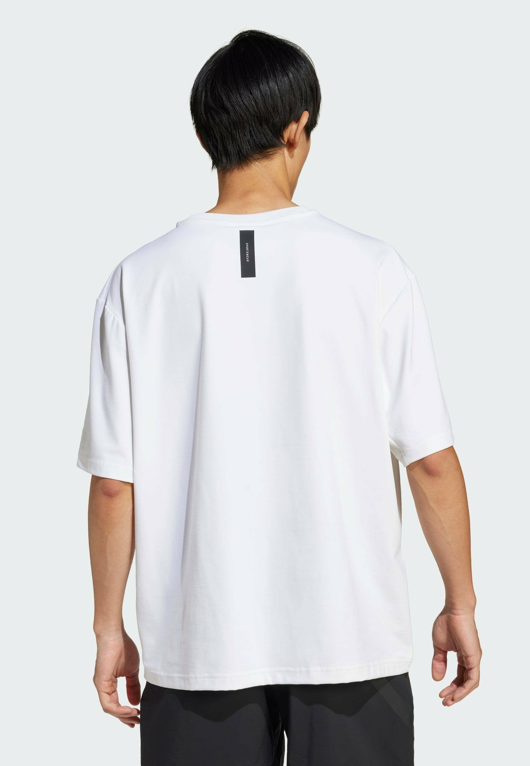 adidas Sportswear  LOOSE FIT