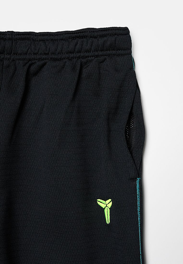 Nike Performance