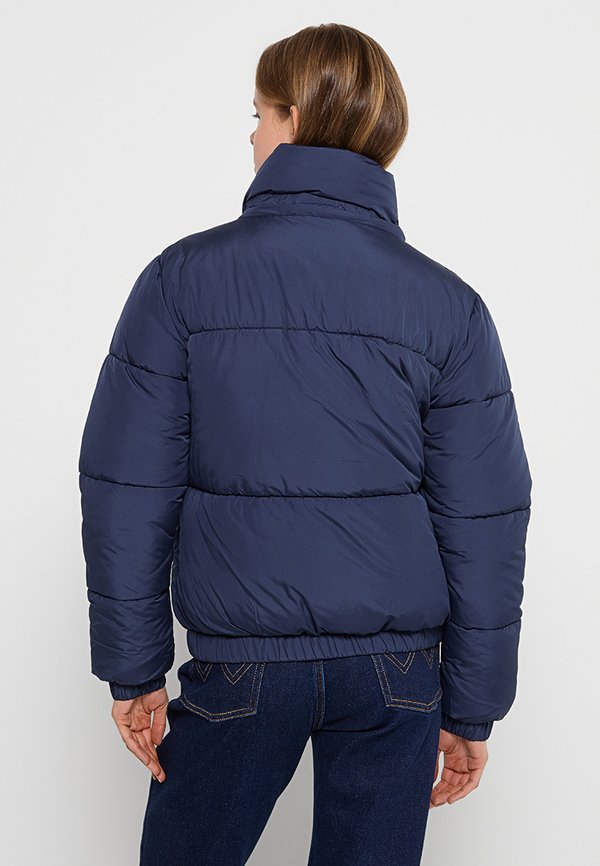 Fila BUCHEN