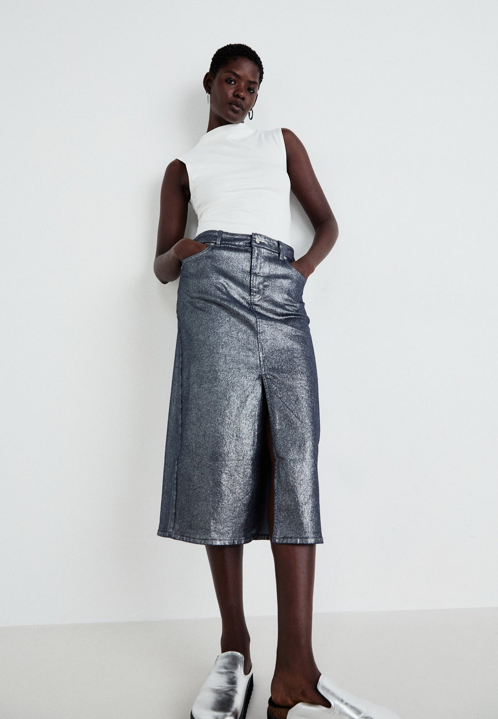 GAP MIDI SKIRT SHINE