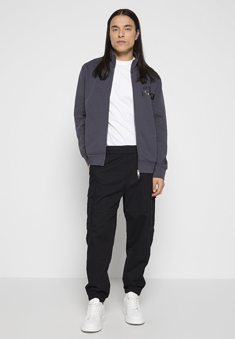 Armani Exchange Cargohose Media 2