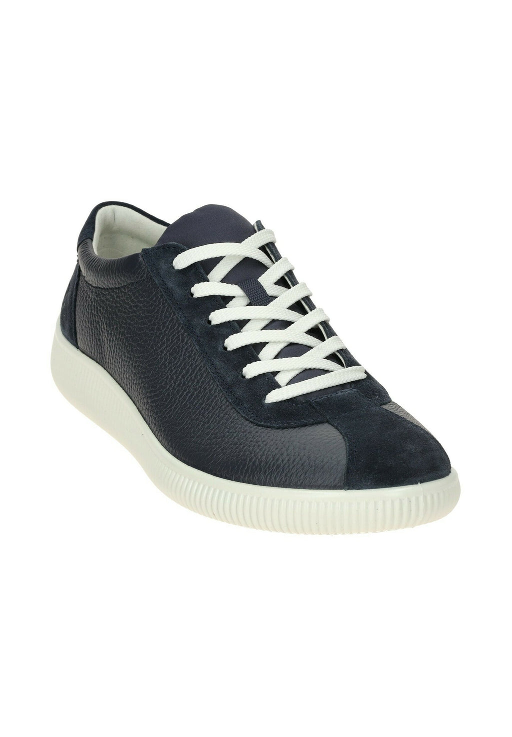 SNEAKERS Media 6