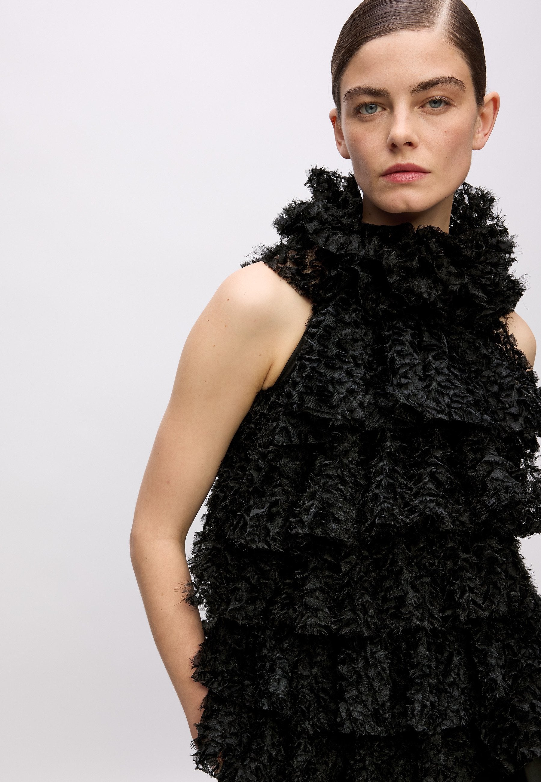 KARL STUDIO RUFFLE MESH TOP Media 5