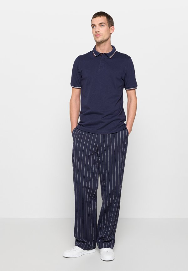 PS Paul Smith REGULAR FIT