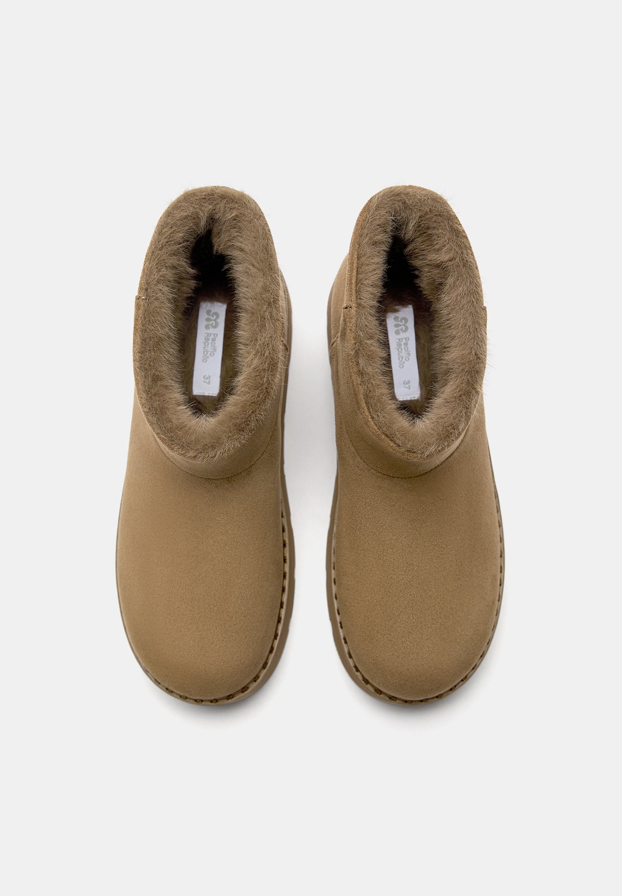 PULL&BEAR FLAT