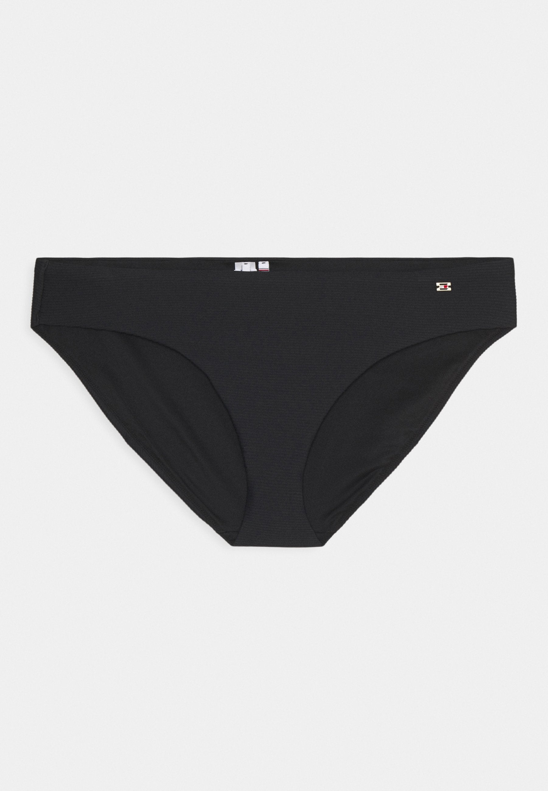 SOLIDS CLASSIC PLUS Media 1