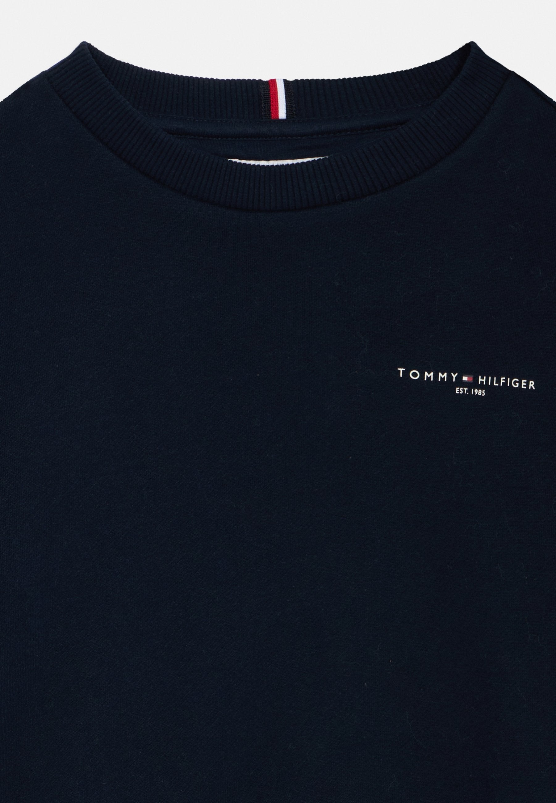 BRUSHED FLEECE LOGO SWEATSHIRT Media 3