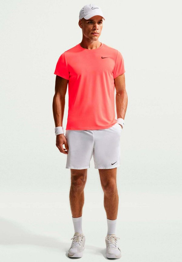Nike Performance Sports T-shirt - hot lava black