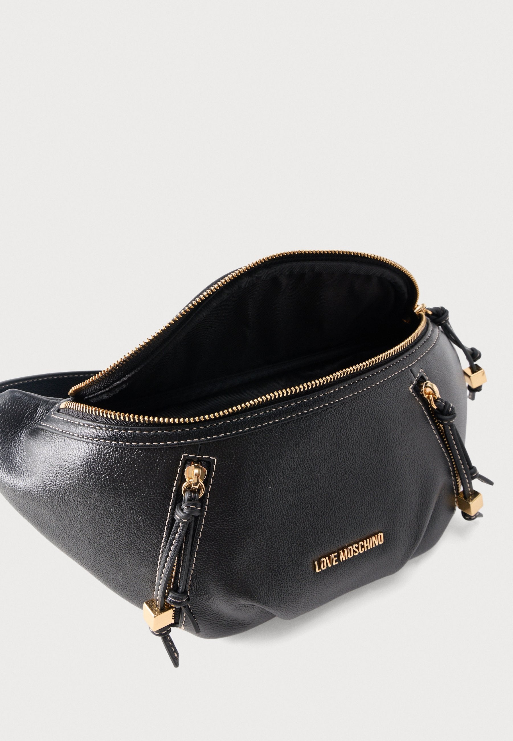 Love Moschino STRING