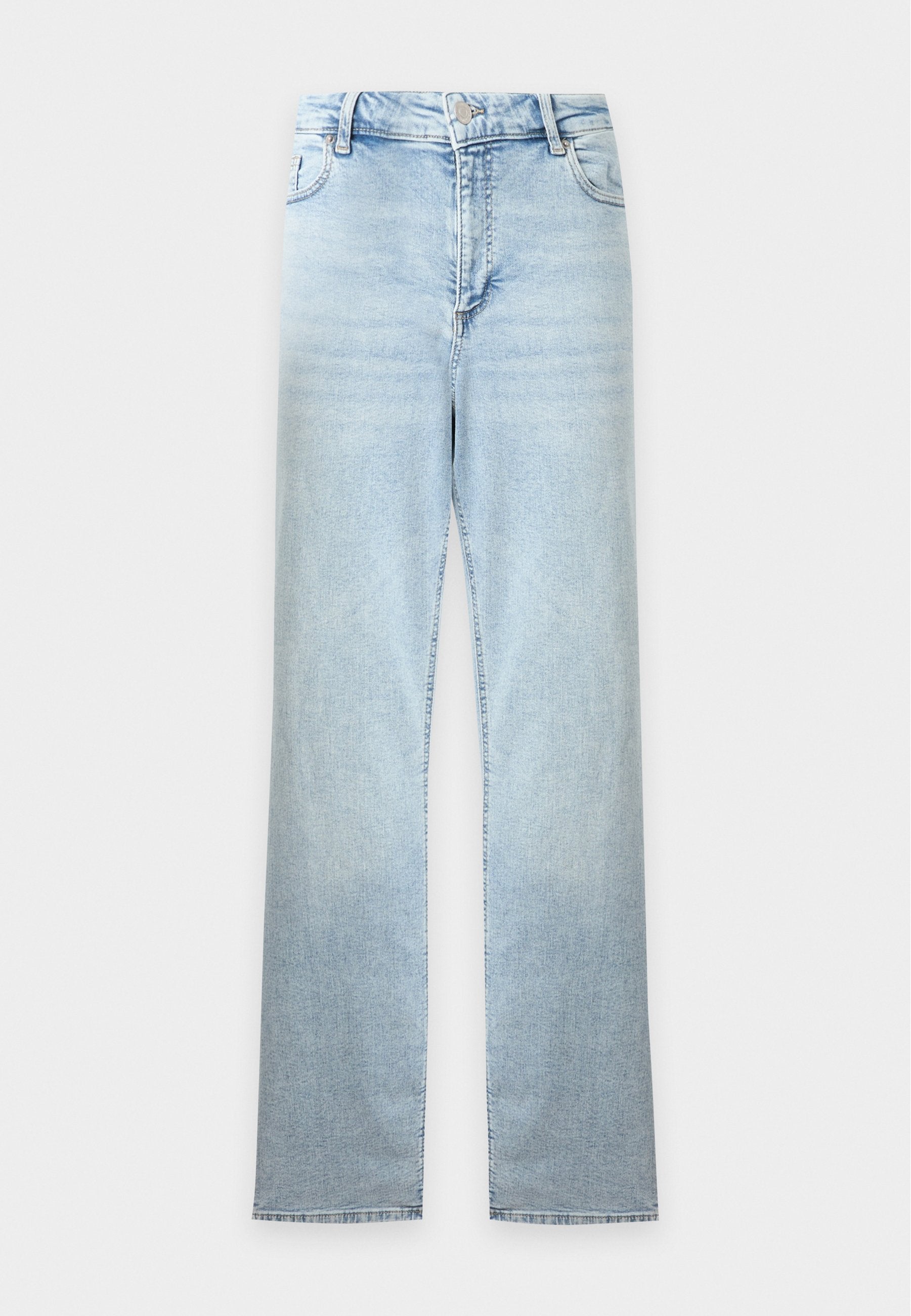 Hellblaue Jeans mit hoher Taille, geradem Bein, Fronttaschen, Gürtelschlaufen, Knopfverschluss und Reißverschluss auf einfarbigem Hintergrund.