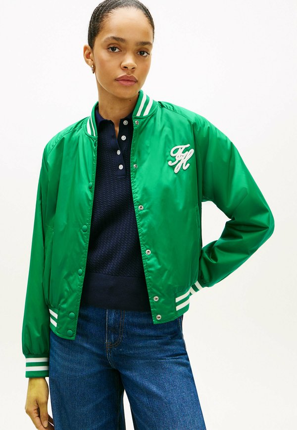 Tommy Hilfiger LOGO APPLIQUÉ  - Bomber Jacket - courtside green