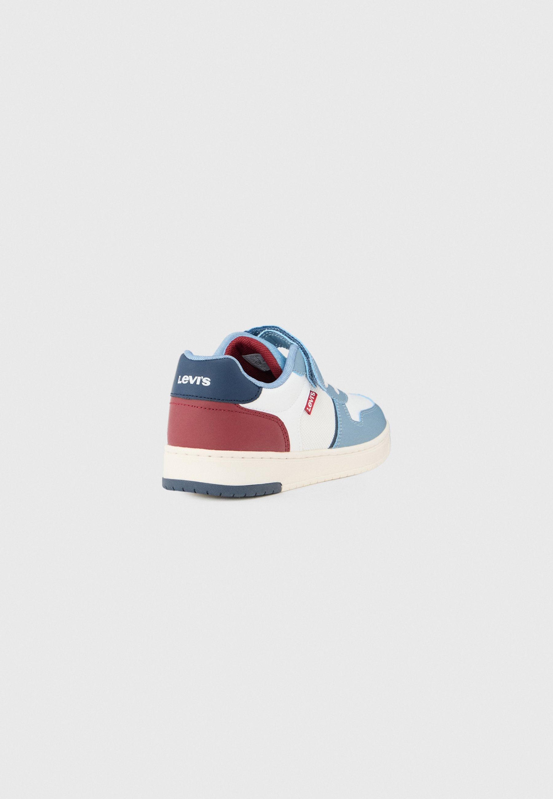Levi's® KICK