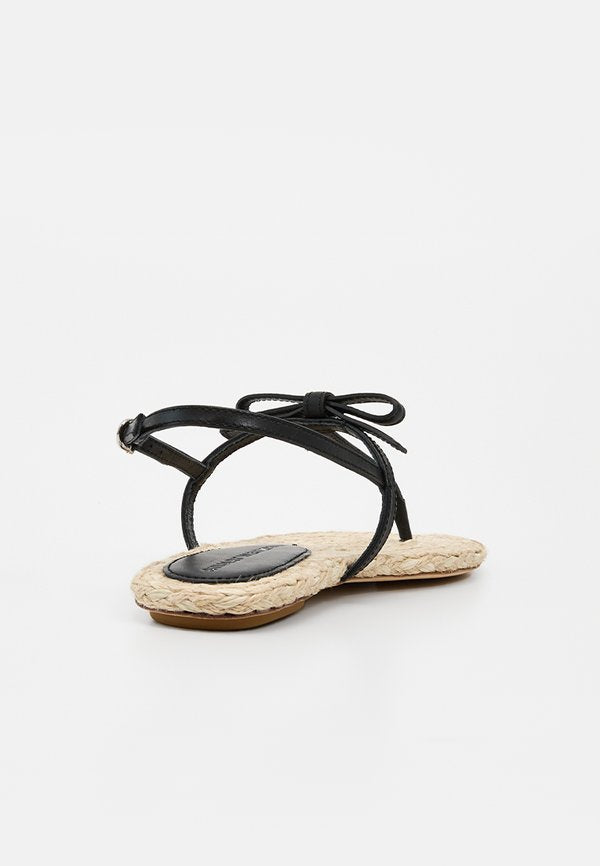 Stuart Weitzman FELICITY