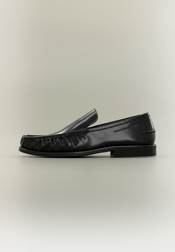 Tommy Hilfiger HILFIGER SQUARE TOE ABRASIVATO - Smart slip-ons - black