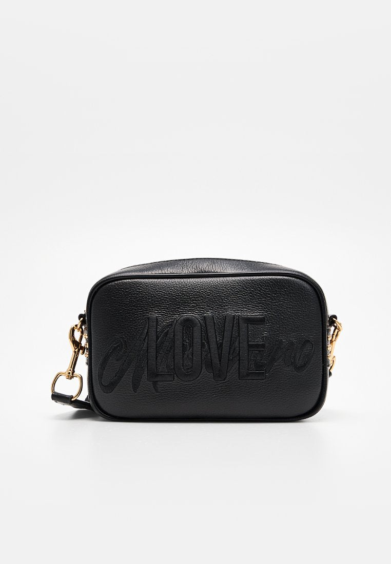 Love Moschino