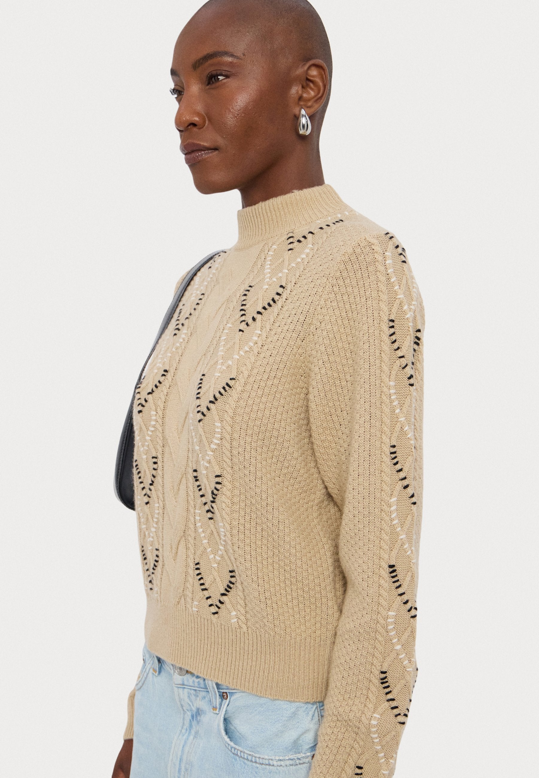 KNITID EMBROIDERY CABLE