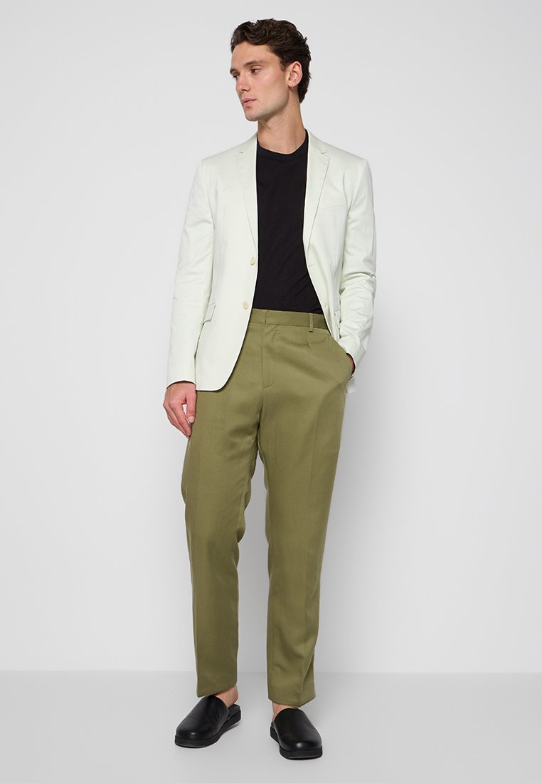 Calvin Klein SLIM FIT