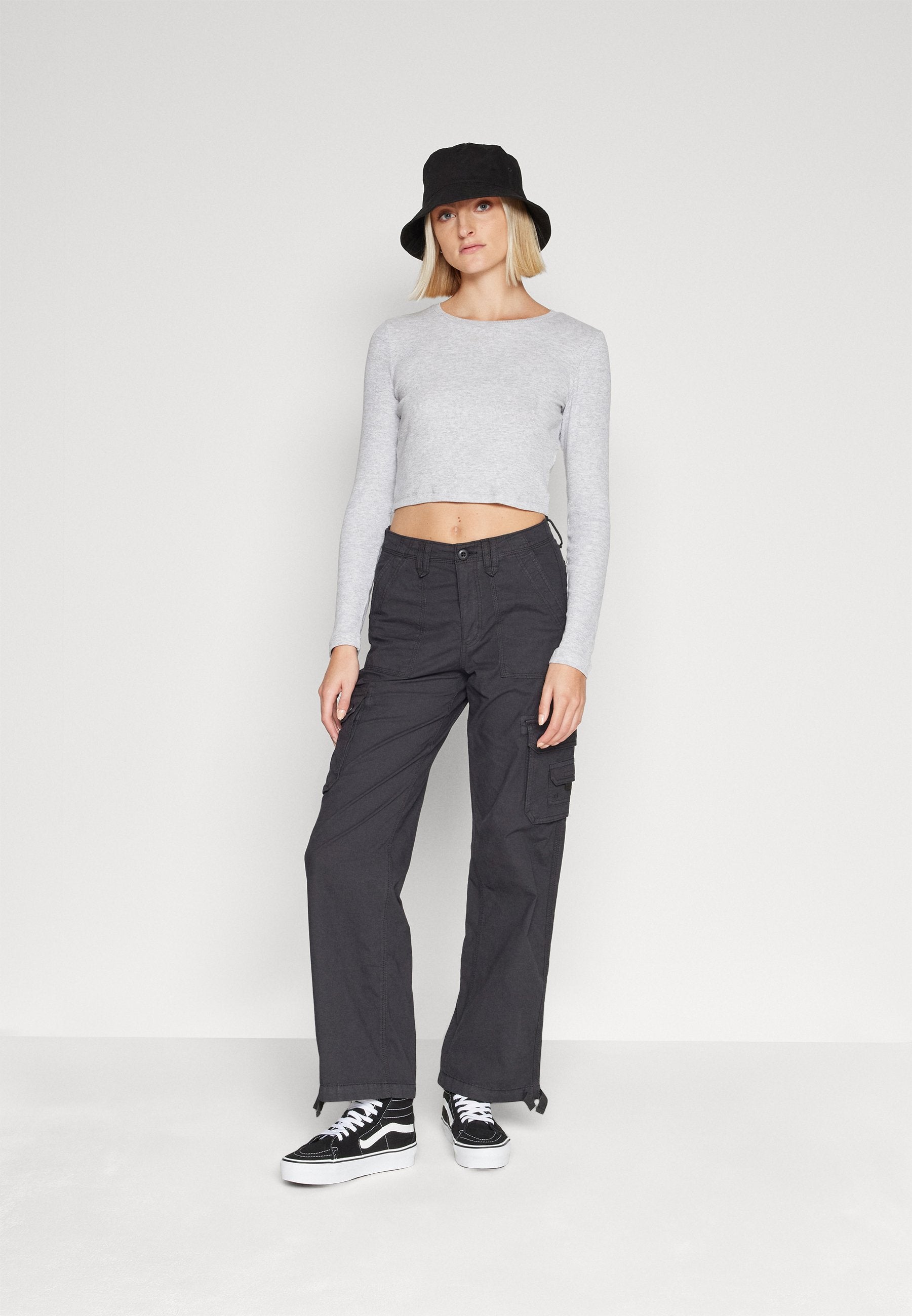 American Eagle BAGGY