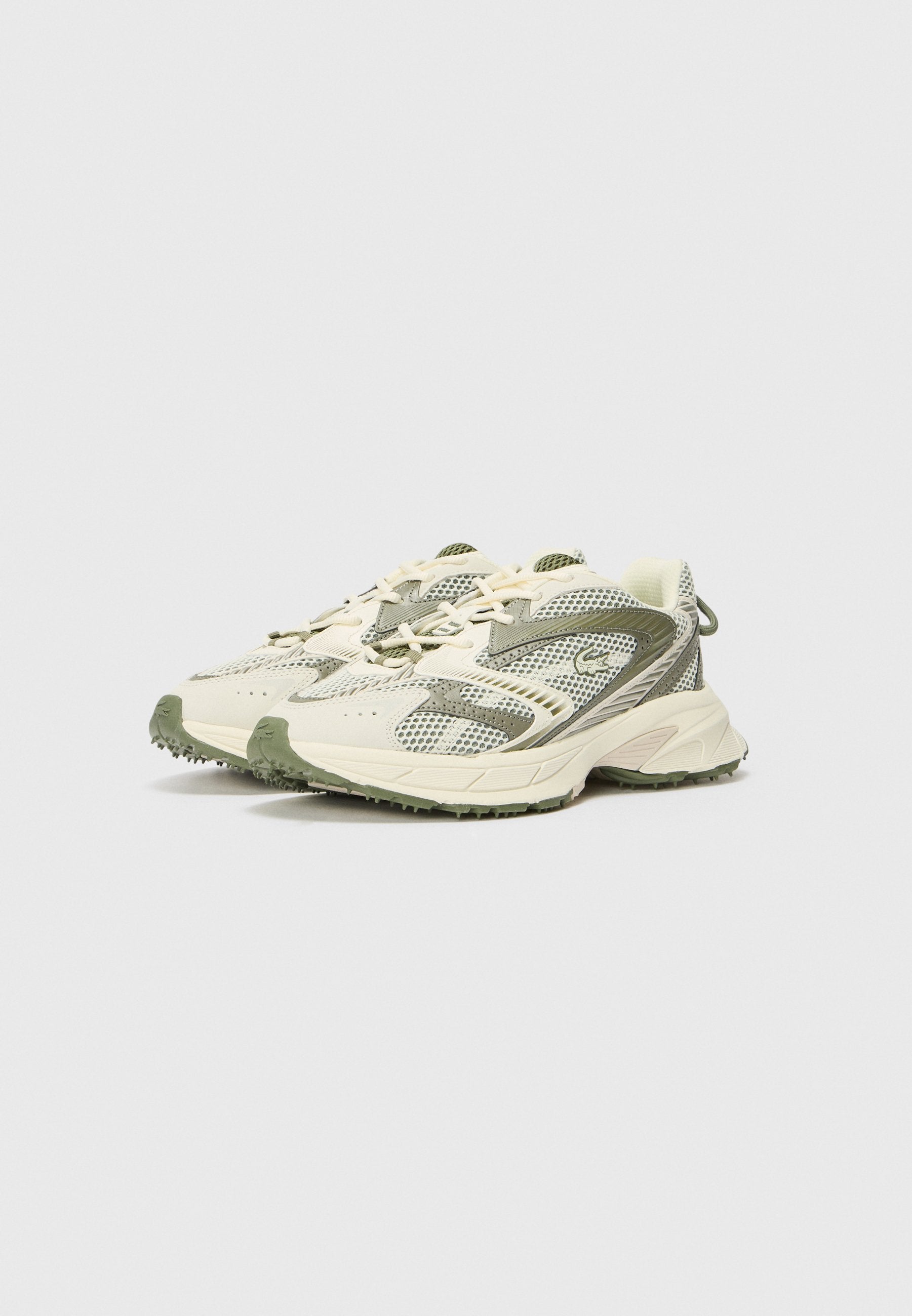 Lacoste L003 NEO SHOT 225