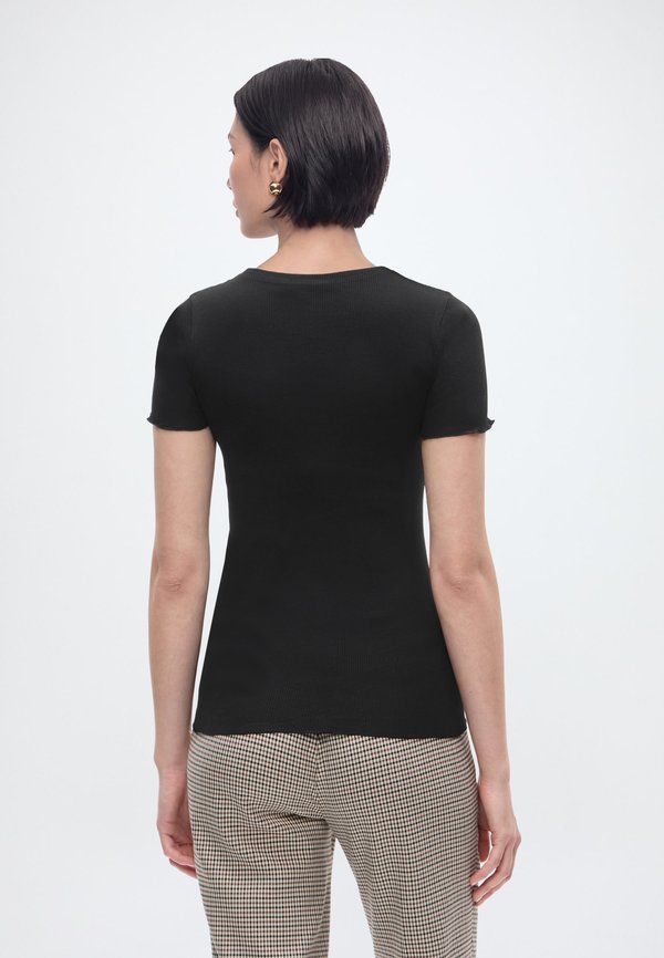Rosemunde REGULAR O NECK