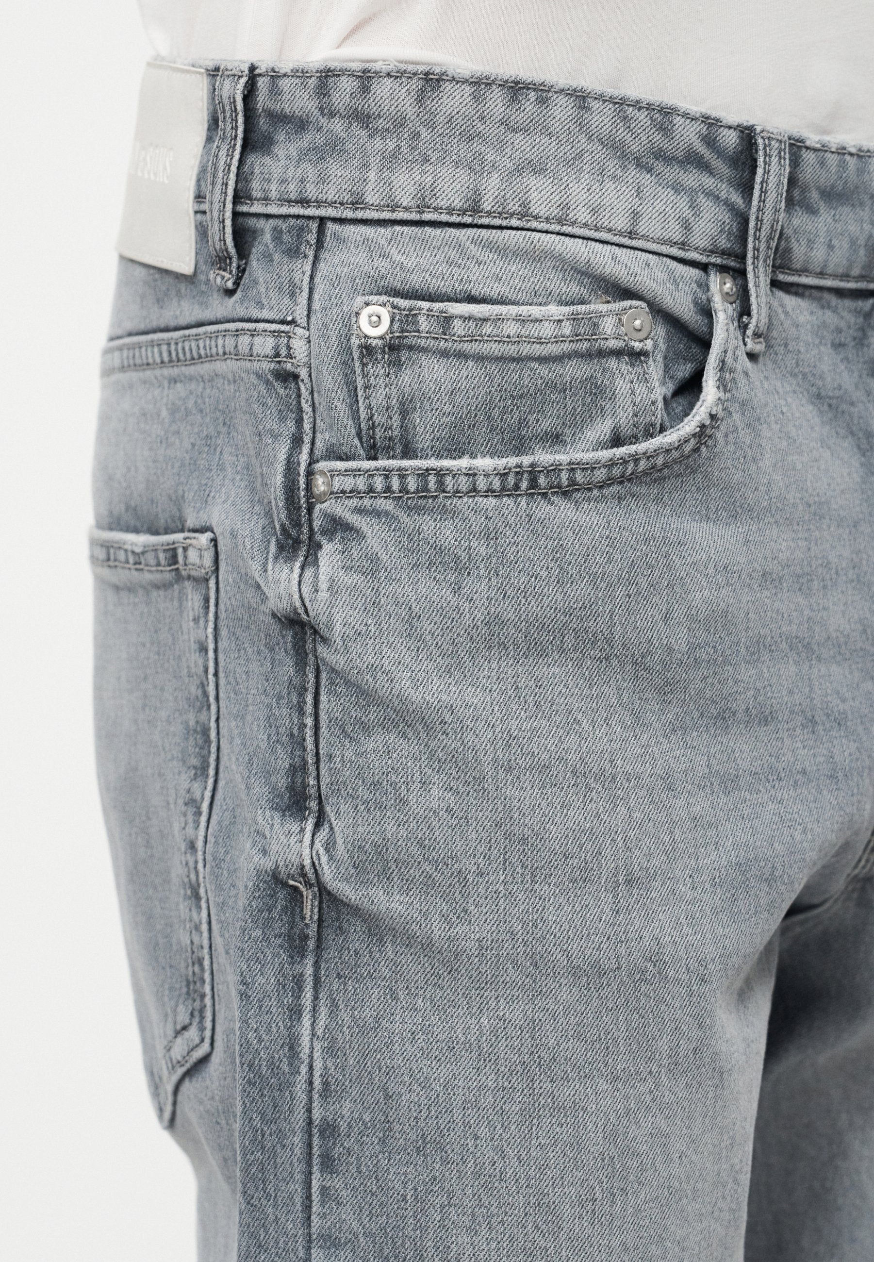 Relaxed fit ONSYOKE Mid rise Tapered Media 6
