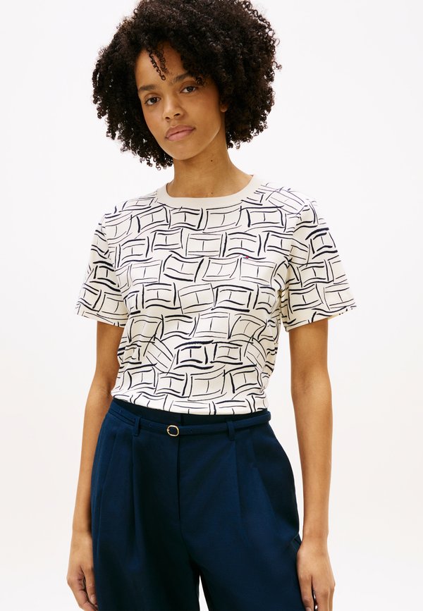 Tommy Hilfiger INTERLOCK BOXY C-NK SS TEE - INTERLOCK ESS - Basic T-shirt - calico