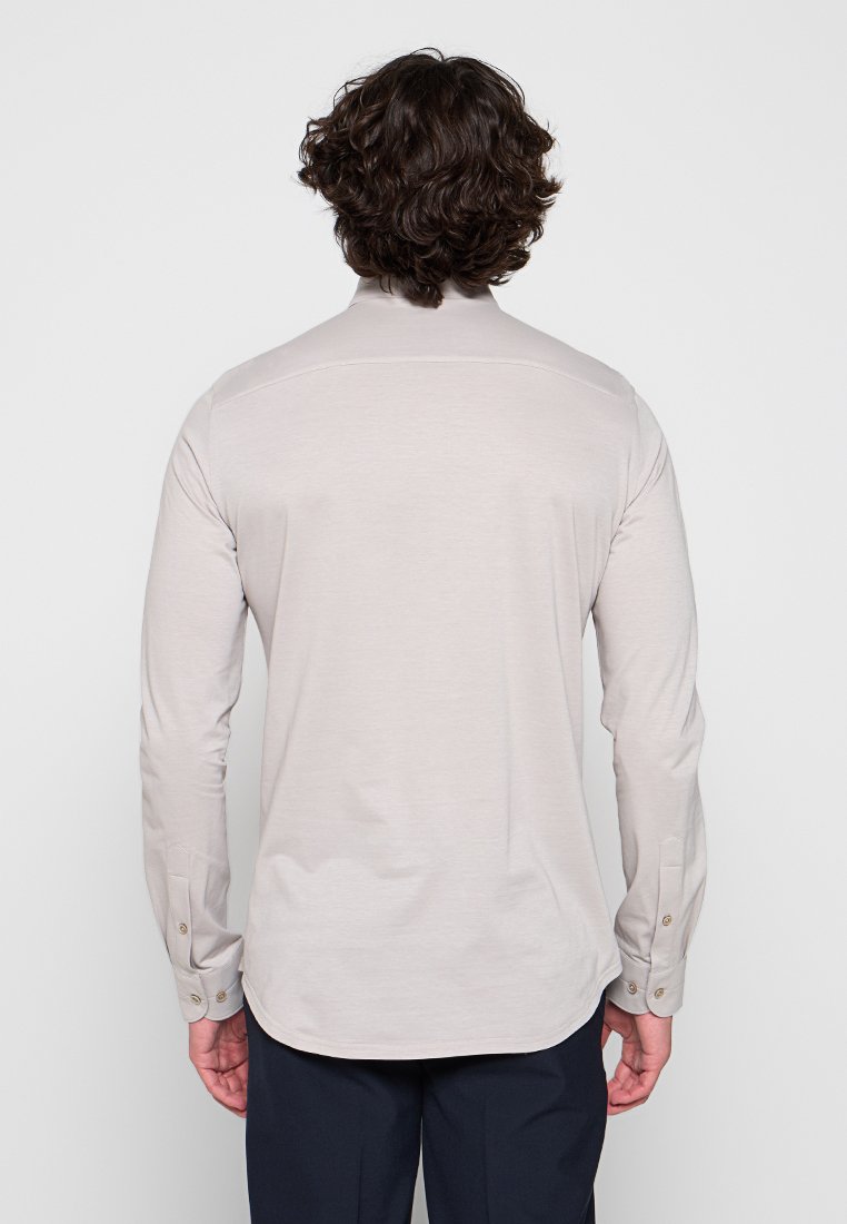 PROFUOMO SLIM FIT