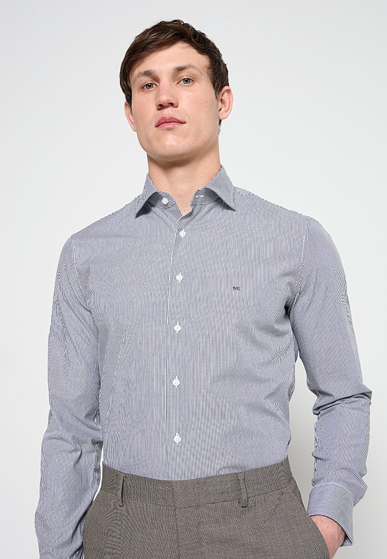 Michael Kors SLIM FIT