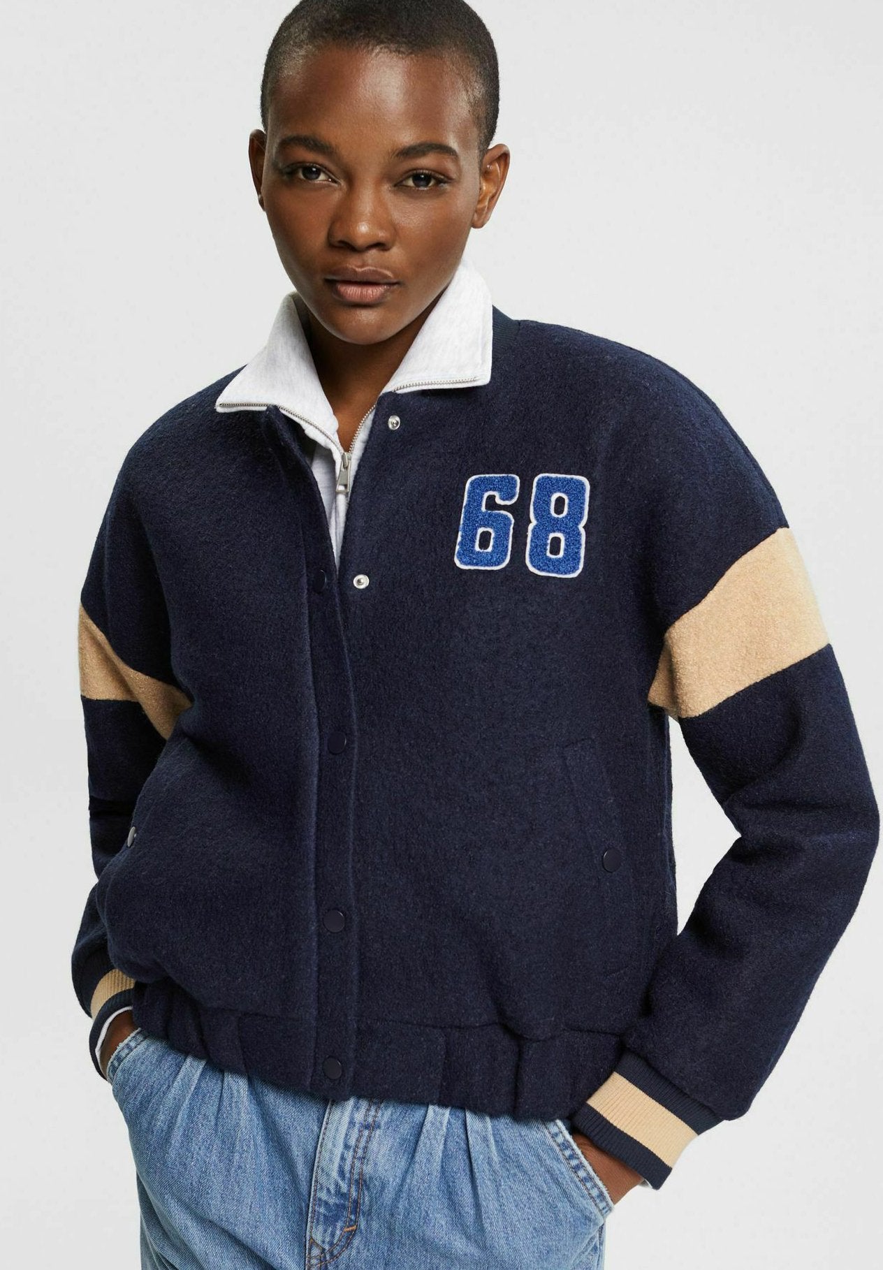 Esprit Übergangsjacke Media 5