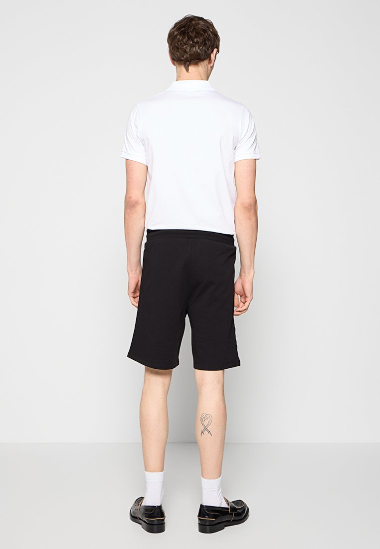KARL LAGERFELD Shorts Media 3