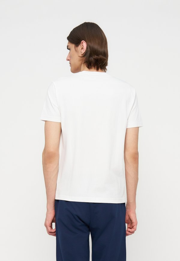 EA7 Emporio Armani