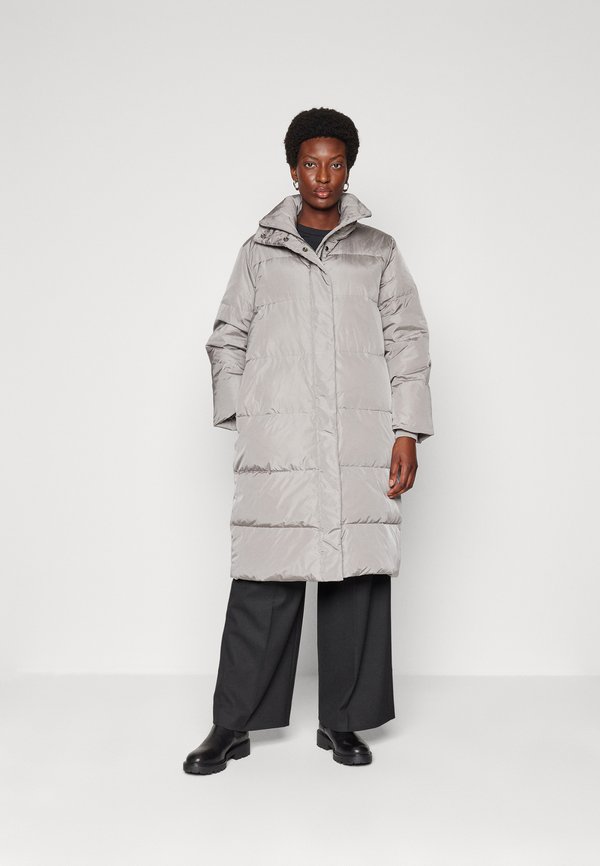 Bruuns Bazaar DOWNBBLUCKY COAT