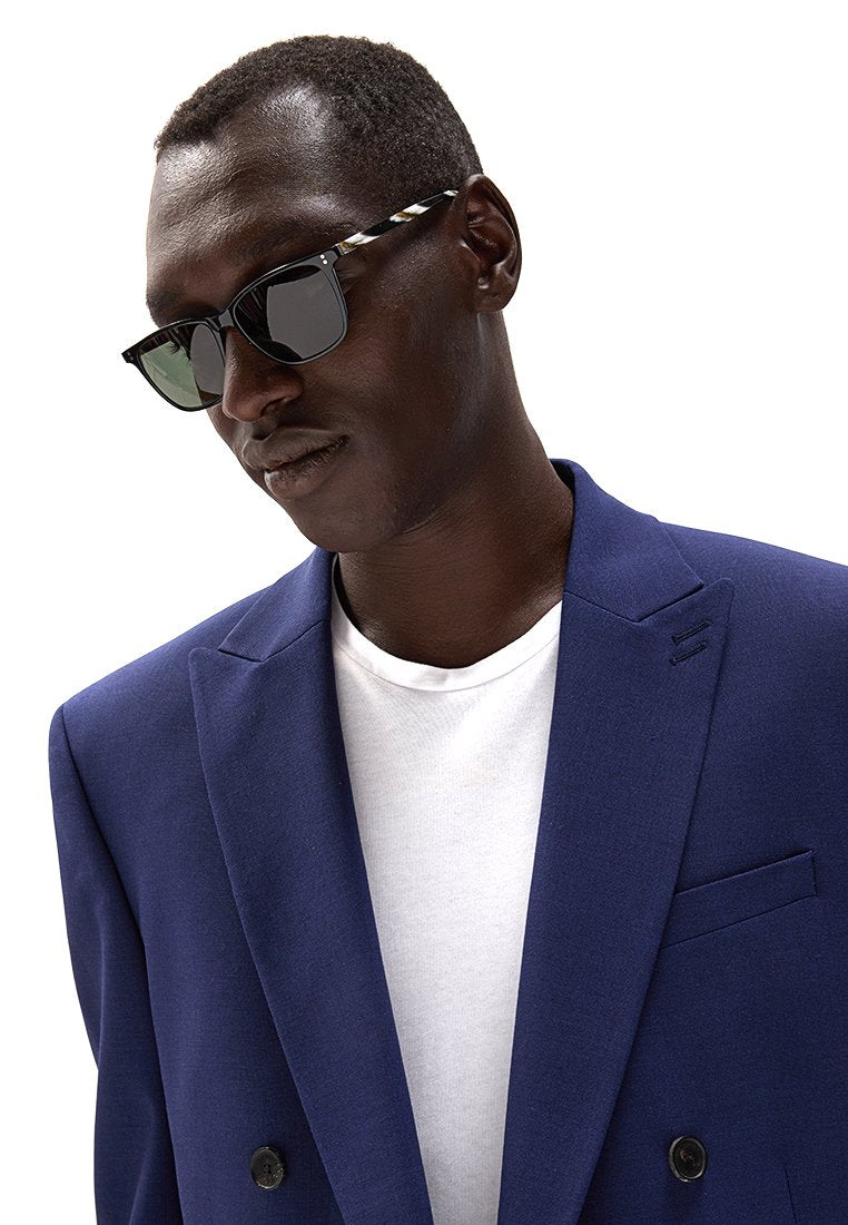 Hackett London