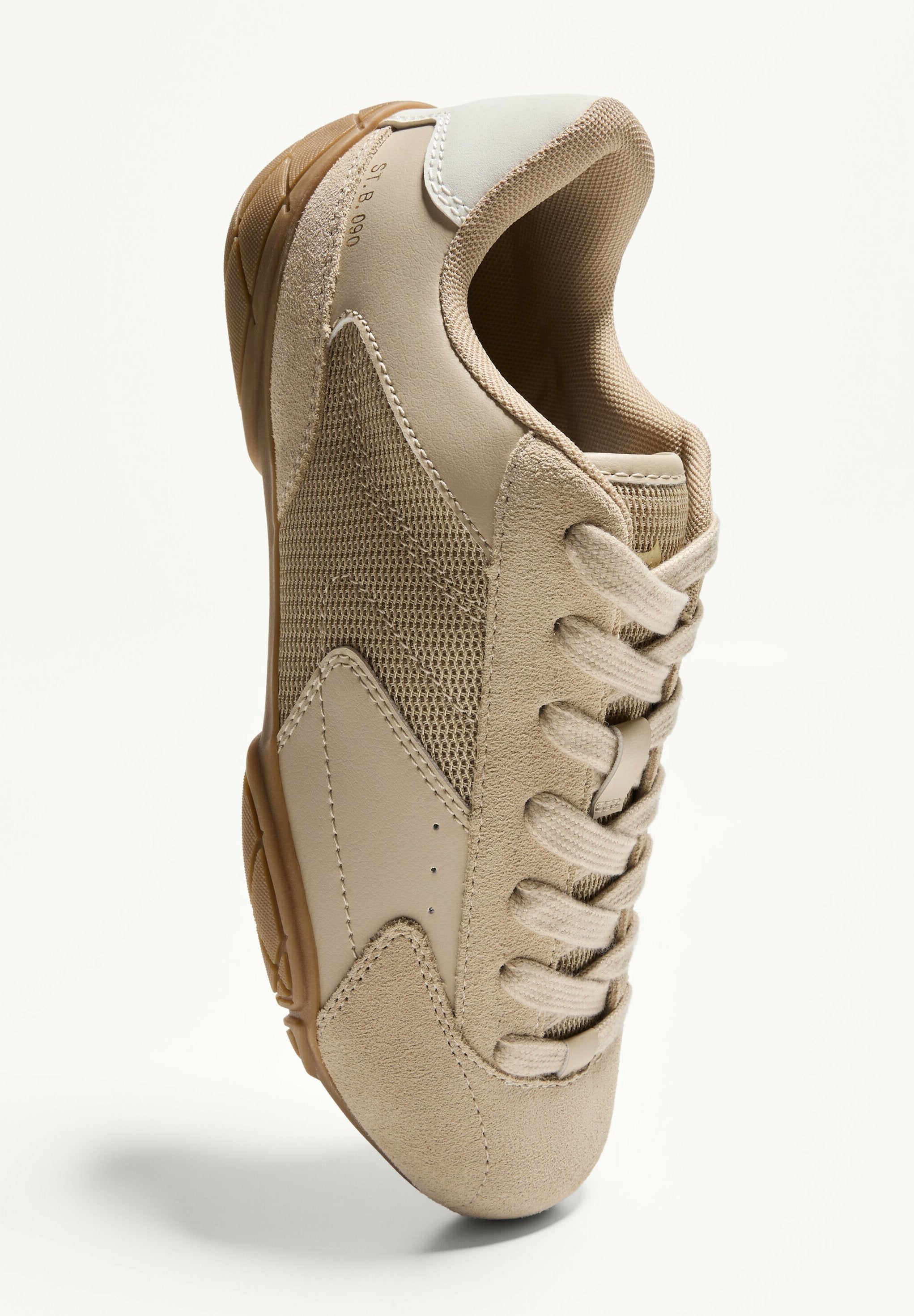 Bershka WITH THIN SOLES