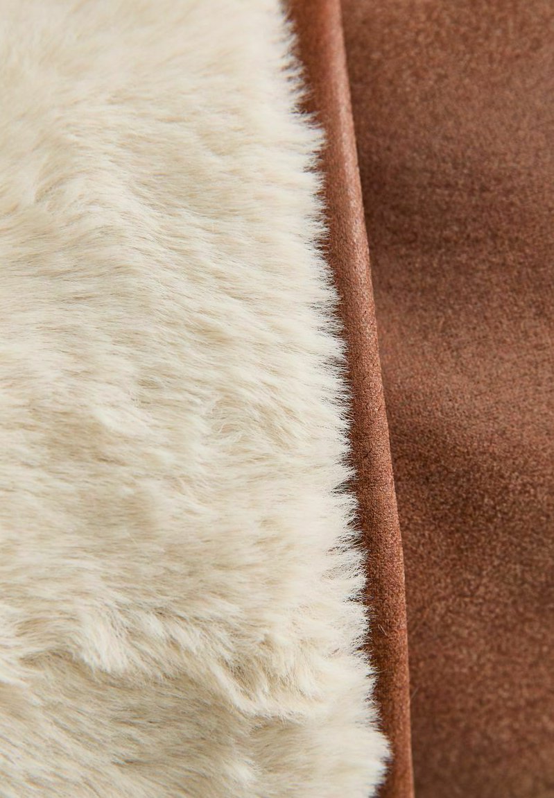 New Look CONTRAST TRIM BONDED