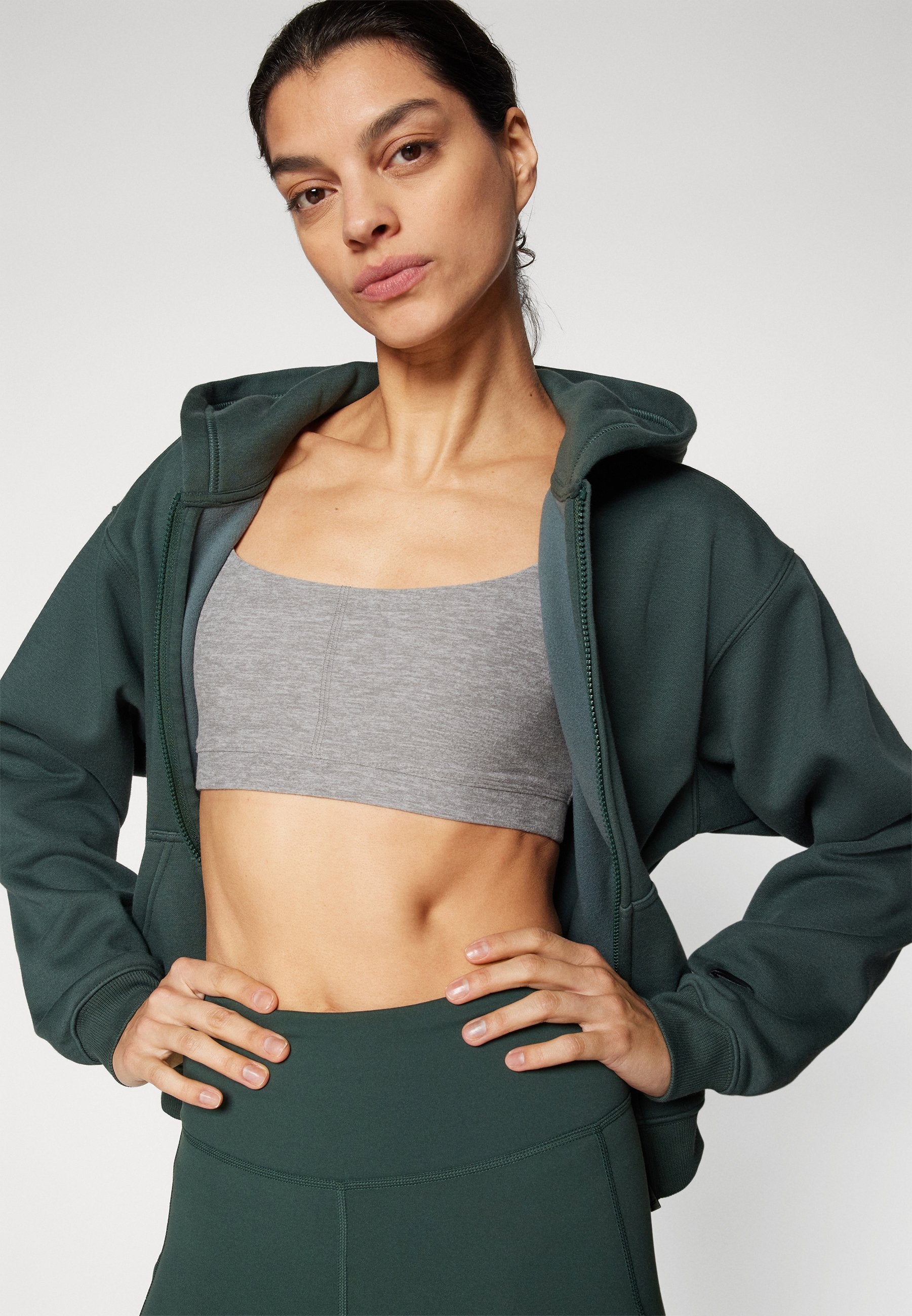 Fabletics COZY STRAPPY LOW IMPACT BRA