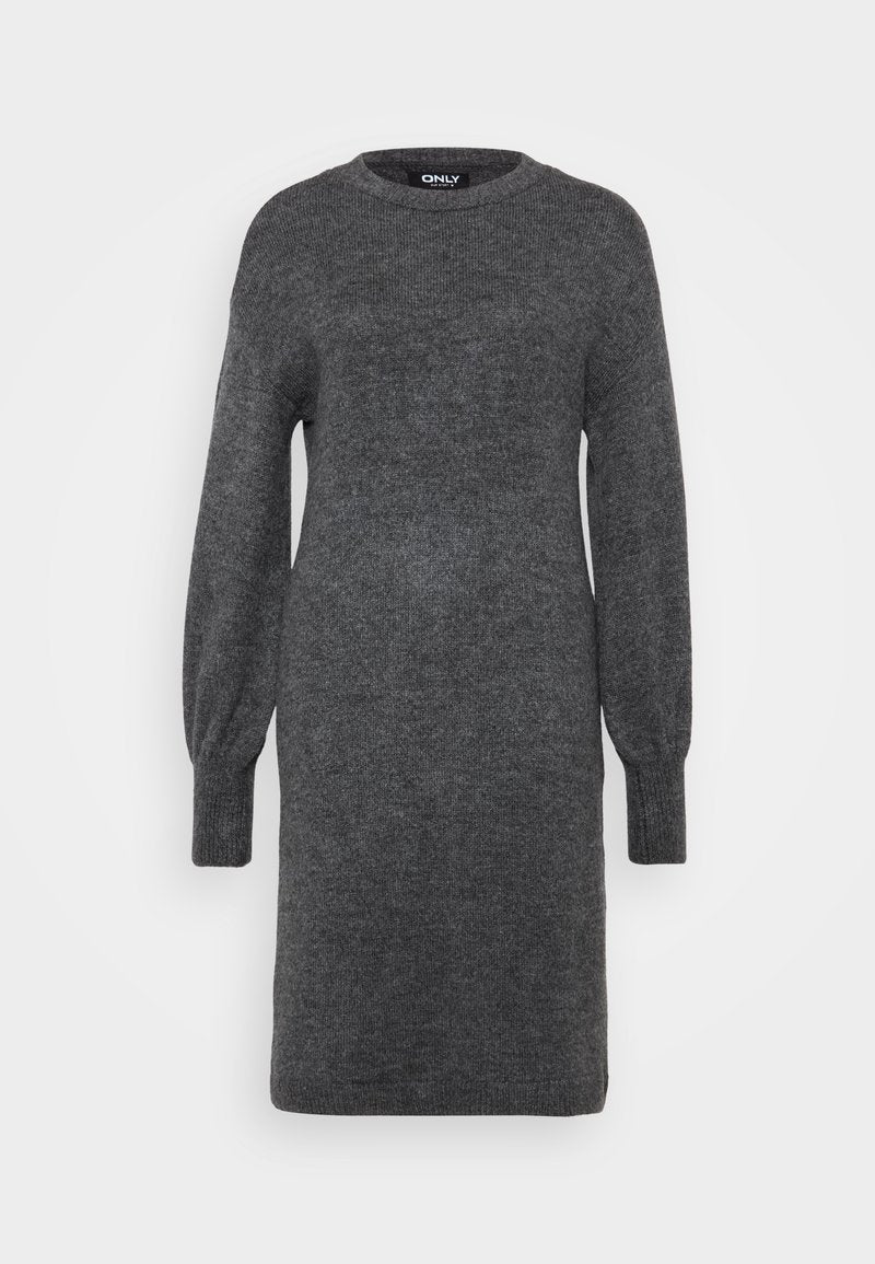 Graues Strickkleid mit langen, voluminösen Ärmeln und rundem Ausschnitt. Weiche Textur und lässiger Schnitt. Keine sichtbaren Muster oder Verzierungen.