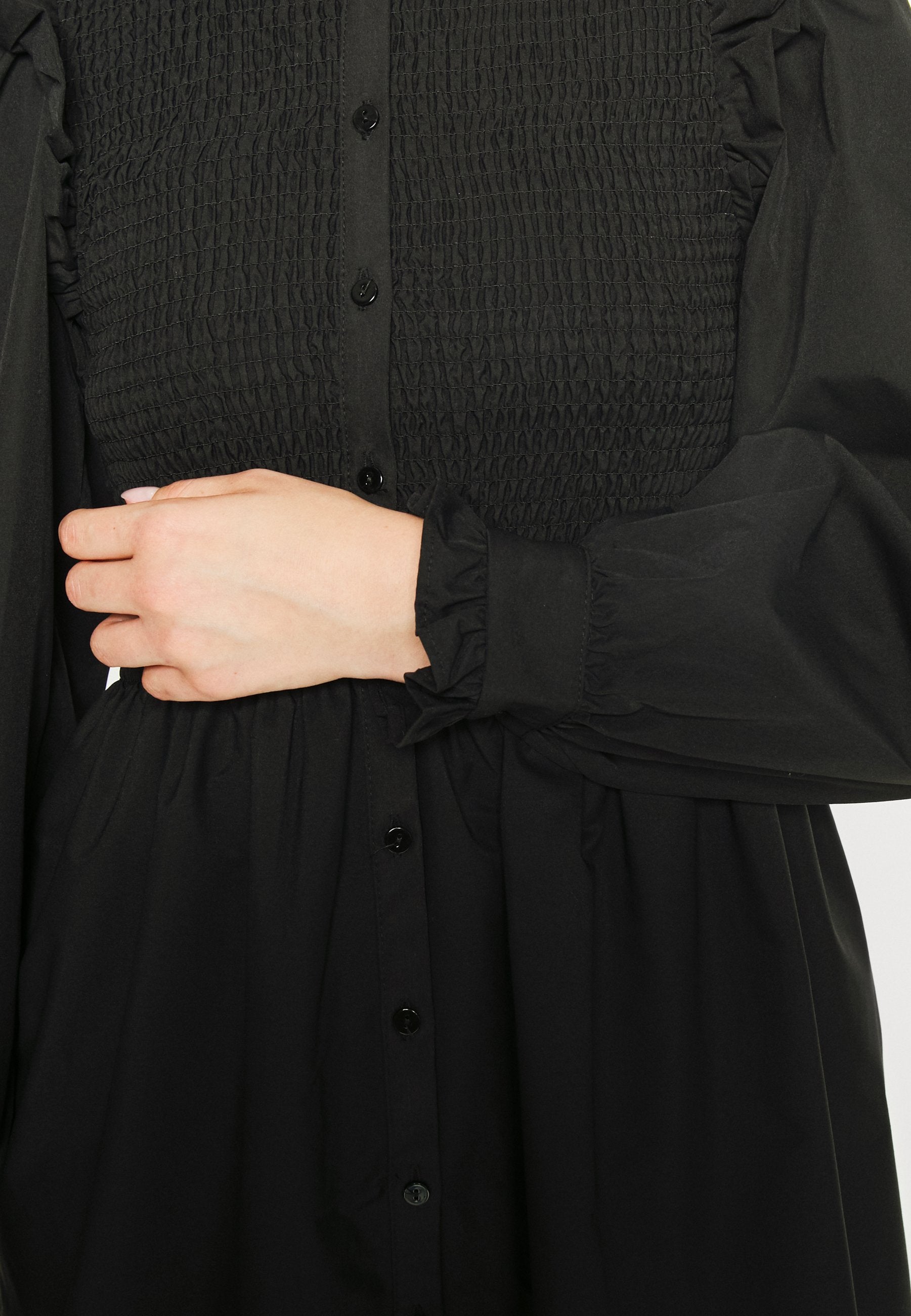 ONLASPEN SMOCK DRESS Media 6