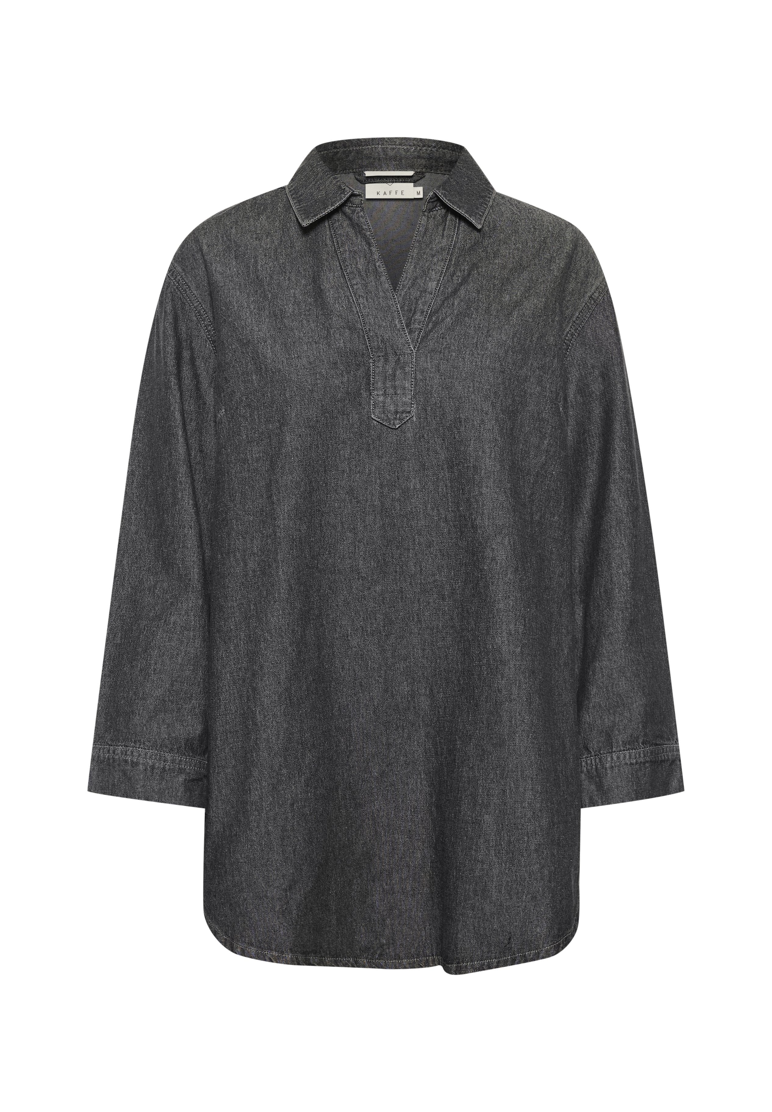 Dunkelgraues Jeanshemd mit halber Knopfleiste, langen Ärmeln und kragenlosem Ausschnitt. Mit minimaler Nahtgestaltung und lässiger Passform.