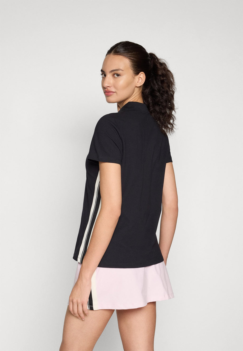 DKNY Sport