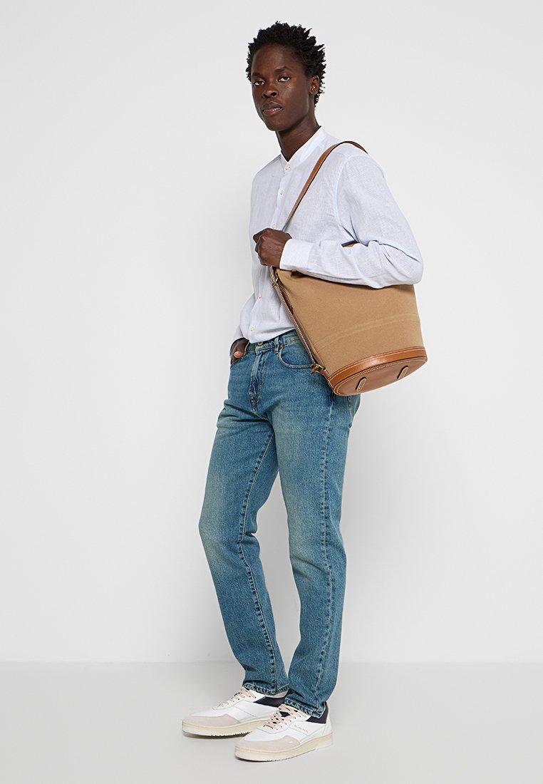 PS Paul Smith TAPERED FIT