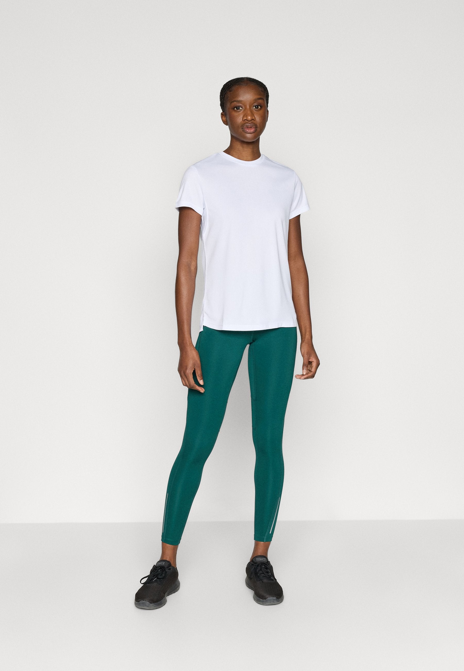 Even&Odd active 7/8 LENGTH MID RISE LEGGINGS WITH REFLECTIVE STRIP