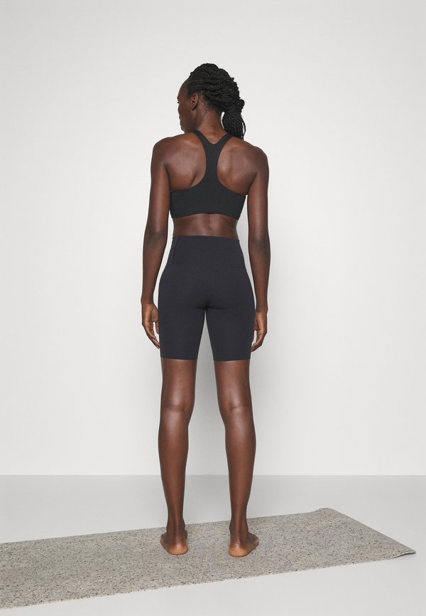 Nike Performance ZENVY 8IN SHORT