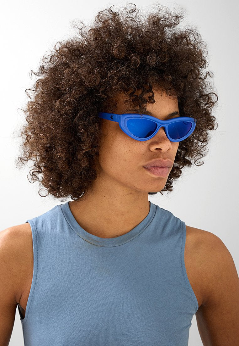 Calvin Klein Jeans Sonnenbrille Media 2
